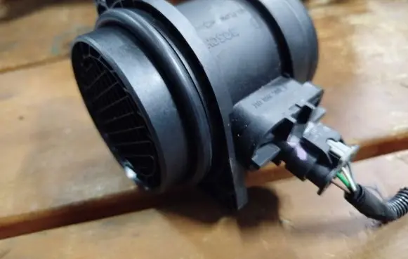 Citroen C5 Aircross Mass air flow meter 0280218241