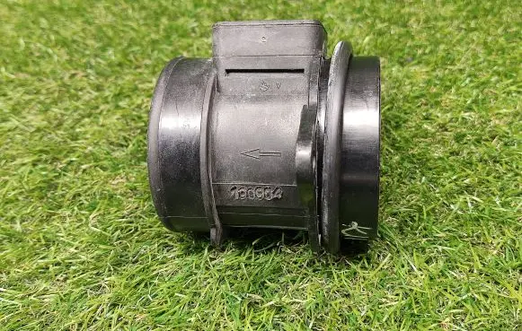 KIA Rio Mass air flow meter 5WK9625