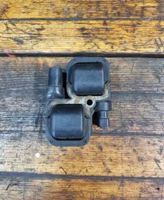 Mercedes-Benz ML W164 High voltage ignition coil A0001587803