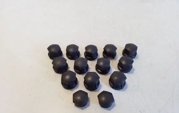 Polestar 2 Wheel nut cap/cover 31660705