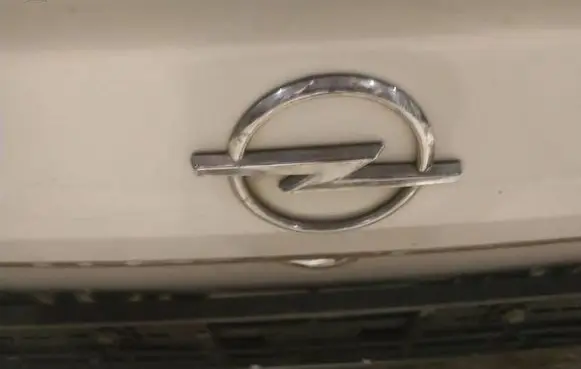 Opel Astra G Manufacturer badge logo/emblem