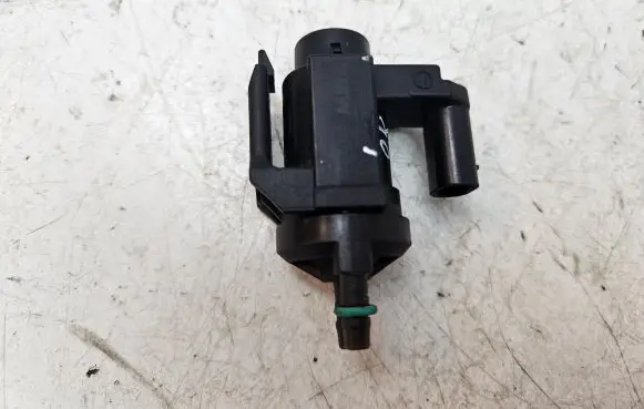 BMW X1 F48 F49 Vacuum valve 70478502