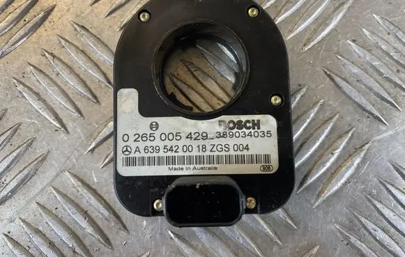 Mercedes-Benz Vito Viano W639 Steering angle sensor A6395420018 0265005429 389034035