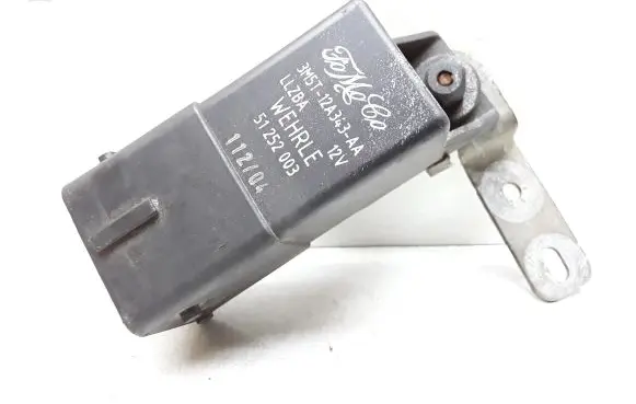 Volvo V50 Glow plug pre-heat relay 3M5T12A343AA 51252003