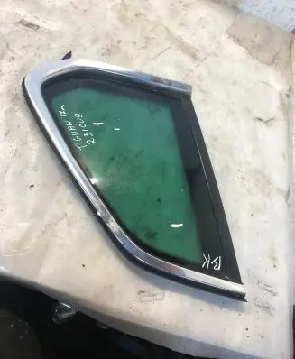 Volkswagen Tiguan Rear side window 43r00101