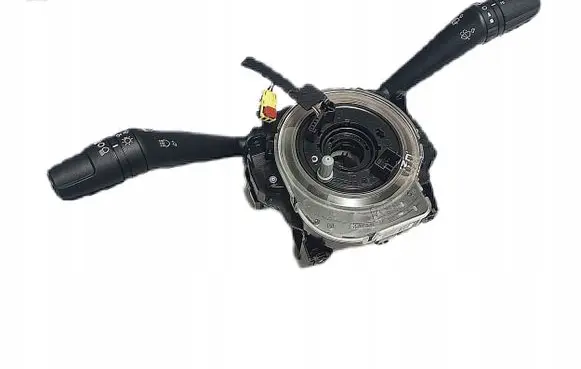 Fiat 500L Tailgate/trunk/boot open switch 07356897290