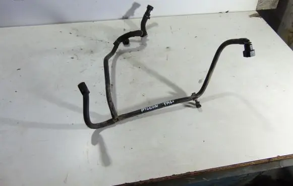 Nissan Atleon Fuel line pipe