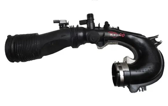 Mercedes-Benz CLA C117 X117 W117 Turbo air intake inlet pipe/hose A2700901029