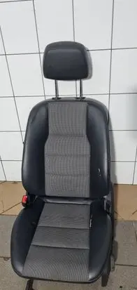 Mercedes-Benz C W204 Front driver seat 