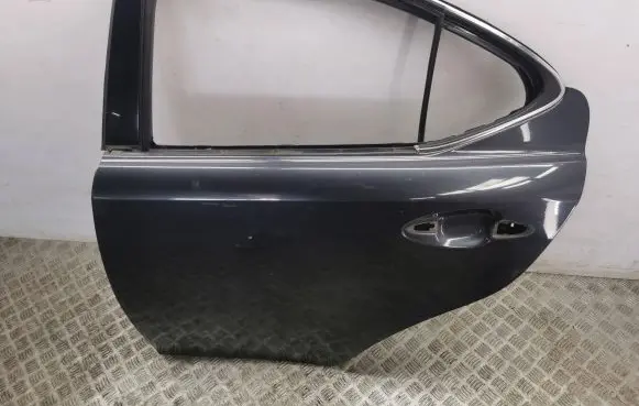 Lexus IS 220D-250-350 Rear door