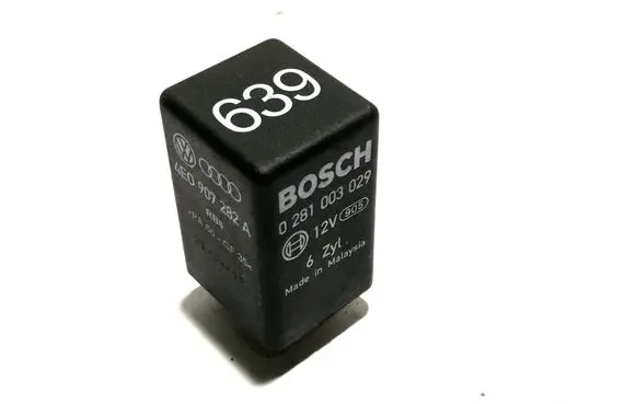 Audi Q7 4L Glow plug pre-heat relay 4E0907282A 0281003029