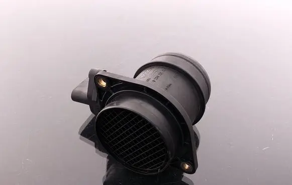 Skoda Octavia Mk2 (1Z) Mass air flow meter 0280217121