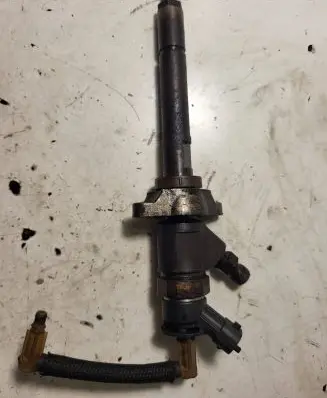 Citroen C4 I Picasso Fuel injector 0445110297