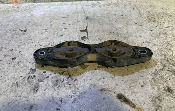 Ford Kuga III Muffler mount bracket/holder JX615D217AA