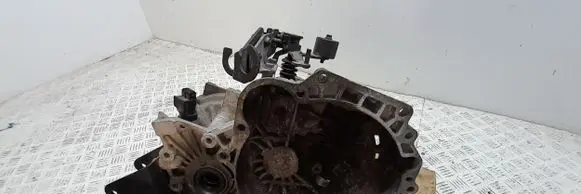 Hyundai Accent Manual 5 speed gearbox J22073