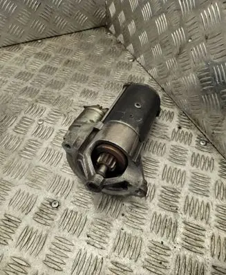 Peugeot 307 Starter motor D7R27 1062JL