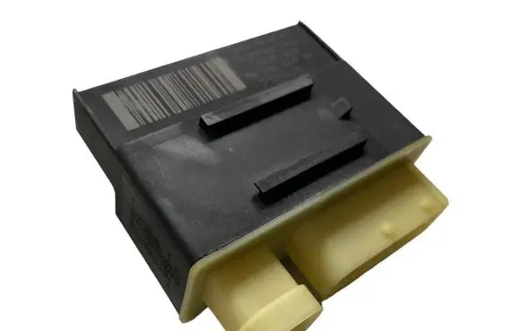 Coolant fan relay