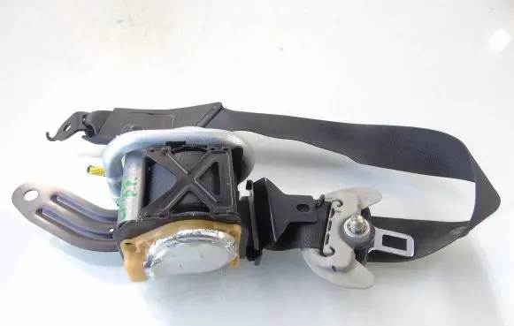 Honda Civic IX Front seatbelt 81450-TV1-E010-M4