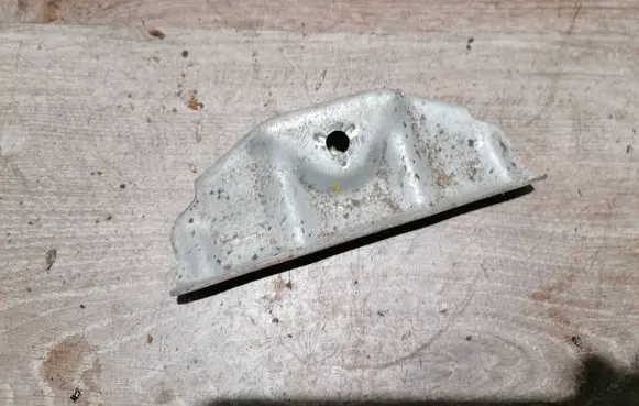 Volvo V70 Battery bracket 