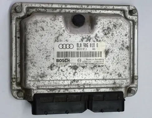 Audi TT Mk1 Engine control unit/module 8L0906018Q 0261206790 ME75
