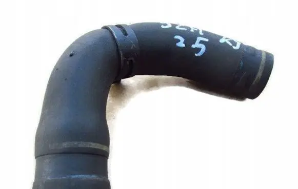 Jeep Cherokee III KJ Engine coolant pipe/hose