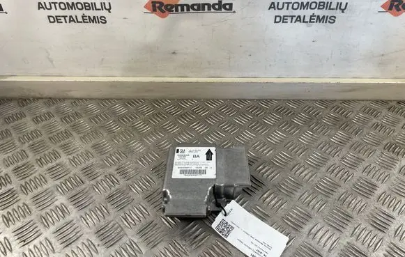 Opel Vectra C Airbag control unit/module 13102022