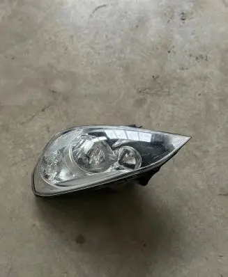 Volvo S60 Headlight/headlamp 89907537