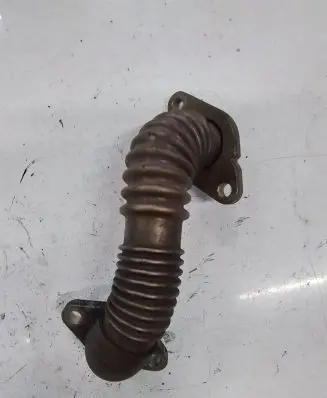 Renault Master III EGR valve line/pipe/hose 147252403r