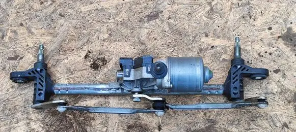 Fiat 500 Front wiper linkage and motor 1592008650 C757 1042B