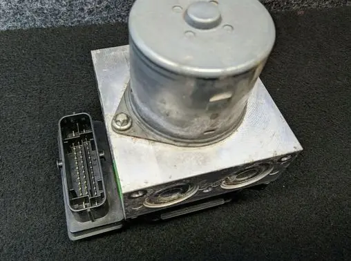 Volkswagen PASSAT CC ABS Pump 3AA614109AC