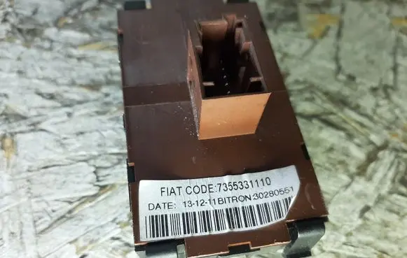 Peugeot Boxer Headlight level height control switch 7355331110