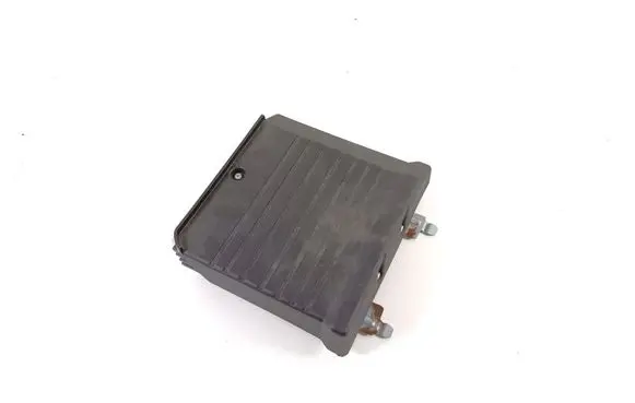 Mitsubishi Lancer VIII Sound amplifier 8701A382