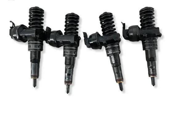 Audi A3 S3 A3 Sportback 8P Fuel injectors set 0414720215