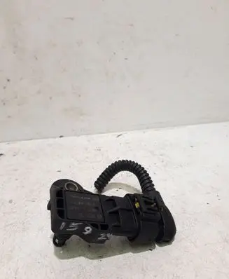 Honda HR-V Air pressure sensor 0281006028 1402223E02