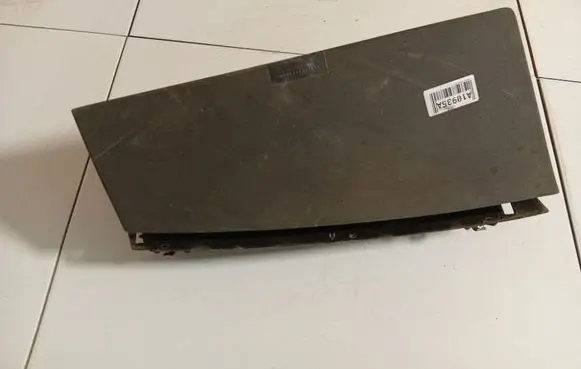 Volkswagen Sharan Glove box 7M3858337E