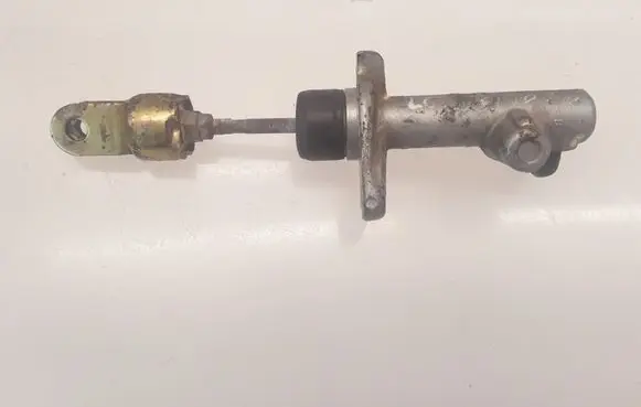 Chevrolet Nubira Clutch master cylinder