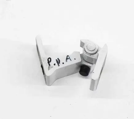 Volkswagen T-Roc Front door upper hinge 8X0831404E