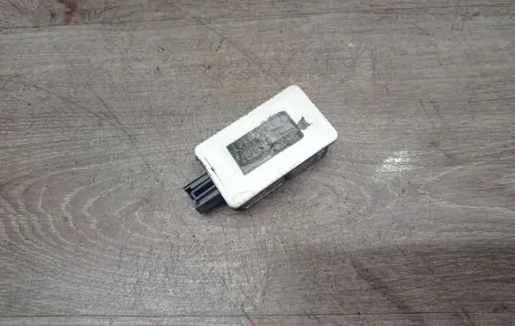 Volvo V70 Door central lock control unit/module 31252988