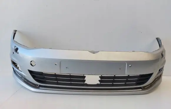 Volkswagen Golf VII Front bumper 5G0807221