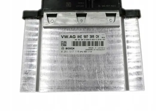 Audi Q3 8U Engine control unit/module 04E907309CN