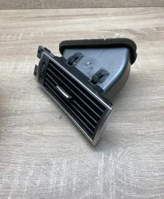 Audi A6 S6 C6 4F Dashboard side air vent grill/cover trim 4F1820902B