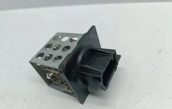 Peugeot 206+ Heater blower motor/fan resistor A9347