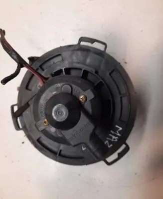 Mazda 3 I Heater fan/blower 894000