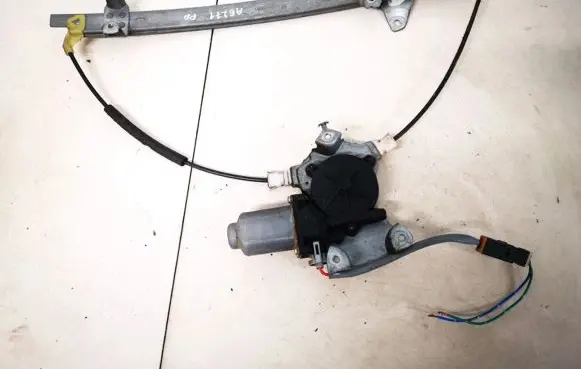 Nissan Almera N16 Sliding door window regulator with motor