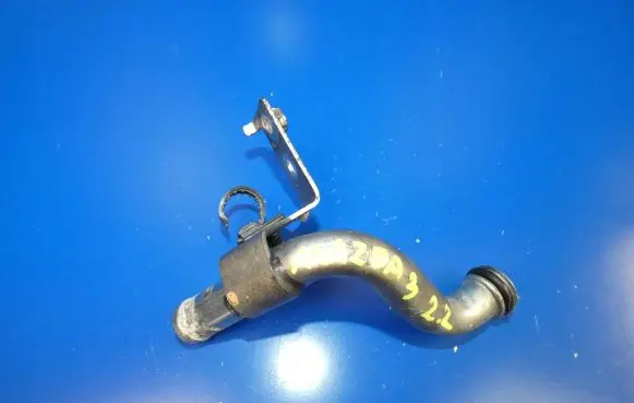 Mazda 3 II Engine coolant pipe/hose
