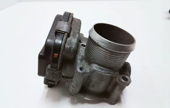 Volvo V60 Throttle valve 9673534480