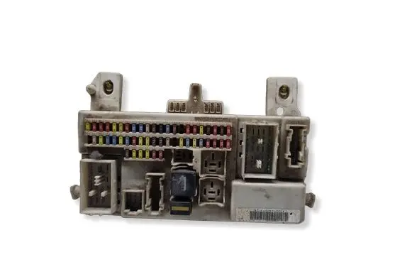 Ford Focus C-MAX Fuse module 3M5T14A073DF 519027312 00041359