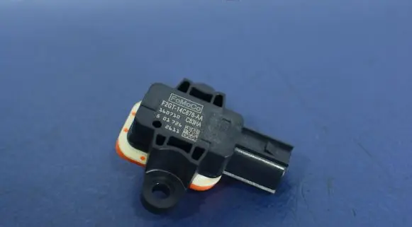 Ford Mondeo MK I Airbag deployment crash/impact sensor F2GT14C676AA