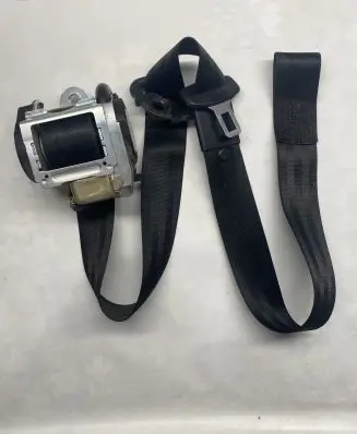 Audi A3 S3 8P Front seatbelt 8P3857706B