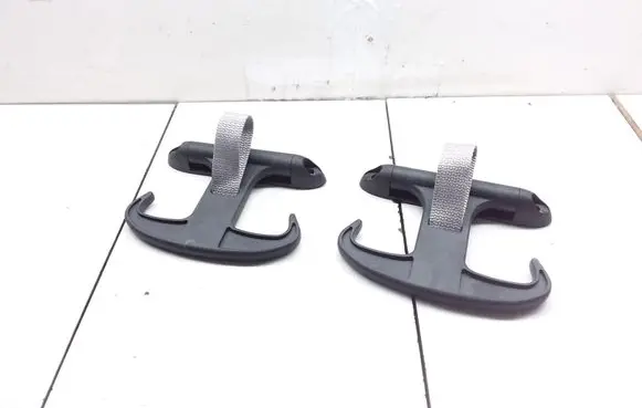 Skoda Octavia Mk2 (1Z) Other trunk/boot trim element 6Y5867615D